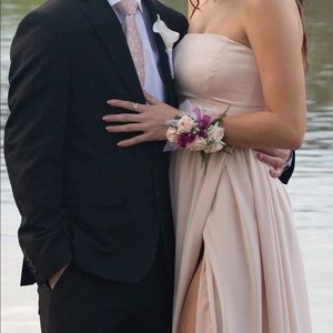 nude/pinky promise dress!